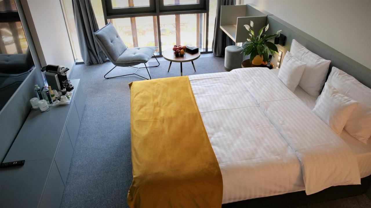 Werk Hotel & Spa Хунедоара Экстерьер фото