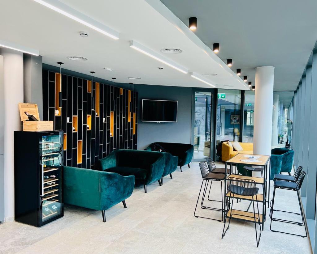 Werk Hotel & Spa Хунедоара Экстерьер фото